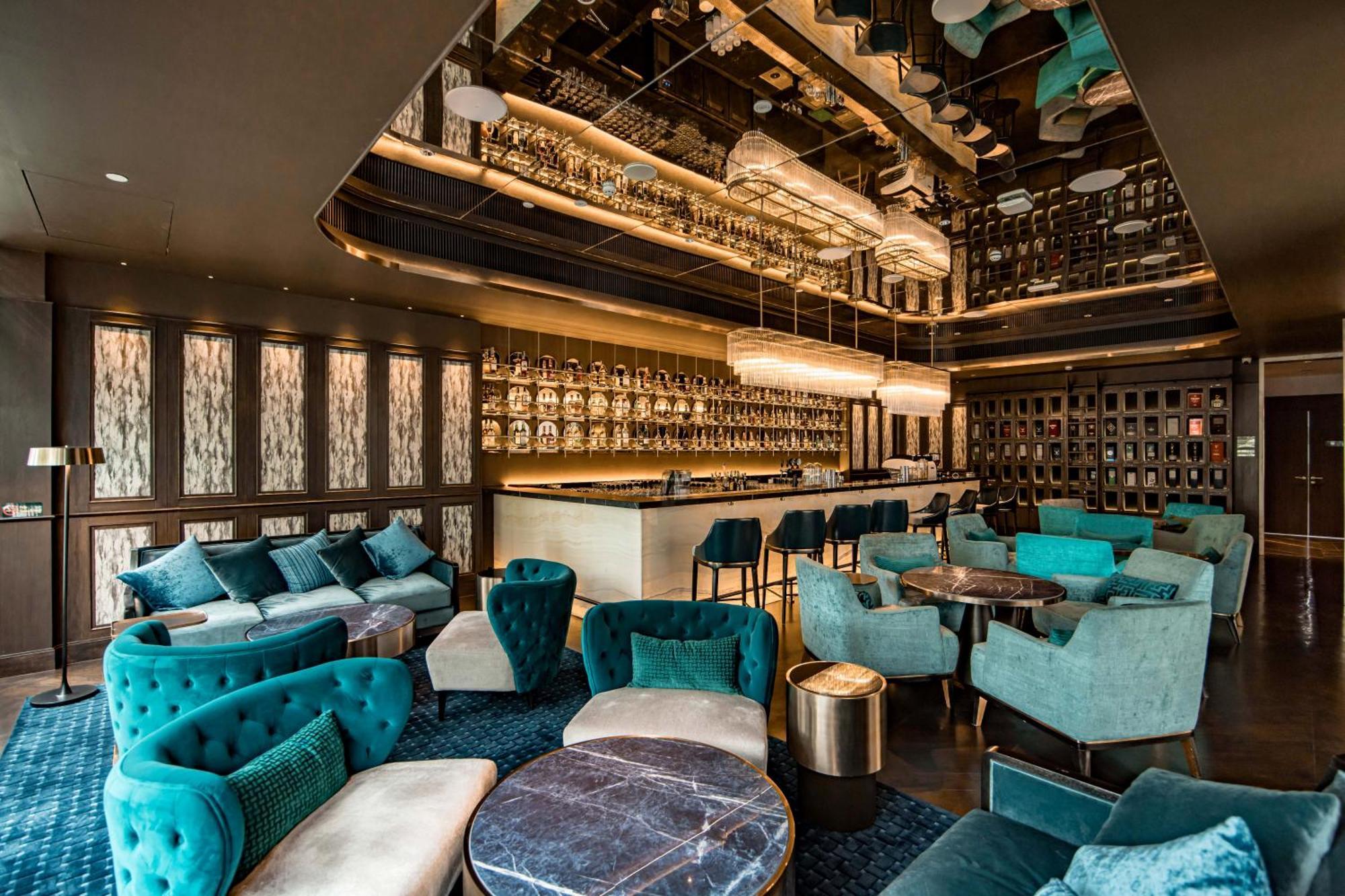Silq Hotel & Residence, Managed By The Ascott Limited Bangkok Ngoại thất bức ảnh The Bar
